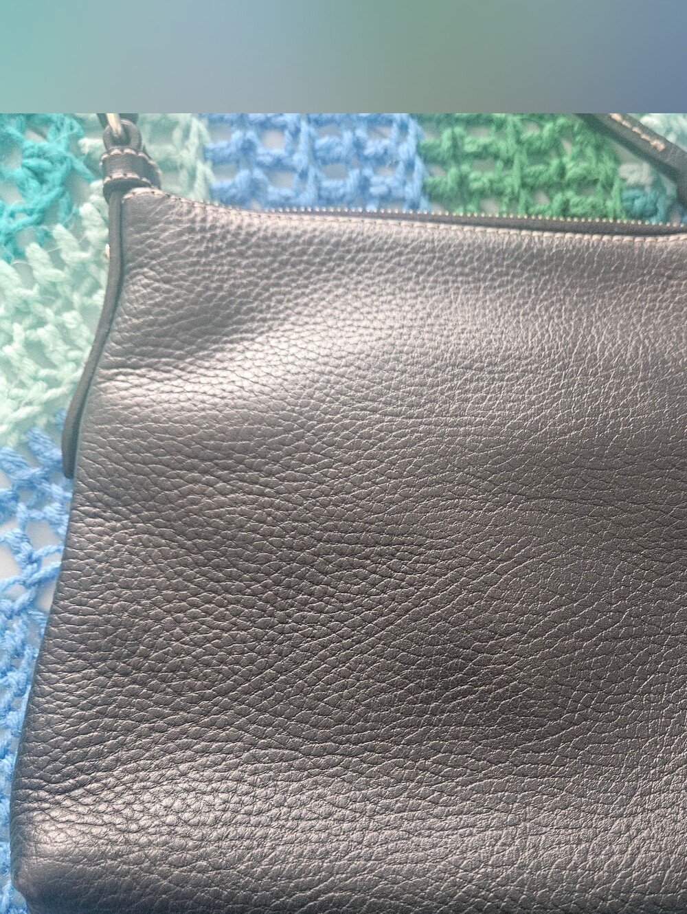 Dooney & Bourke Black Pebbled Leather Letter Carrier Crossbody Bag, GUC - Picture 4 of 12